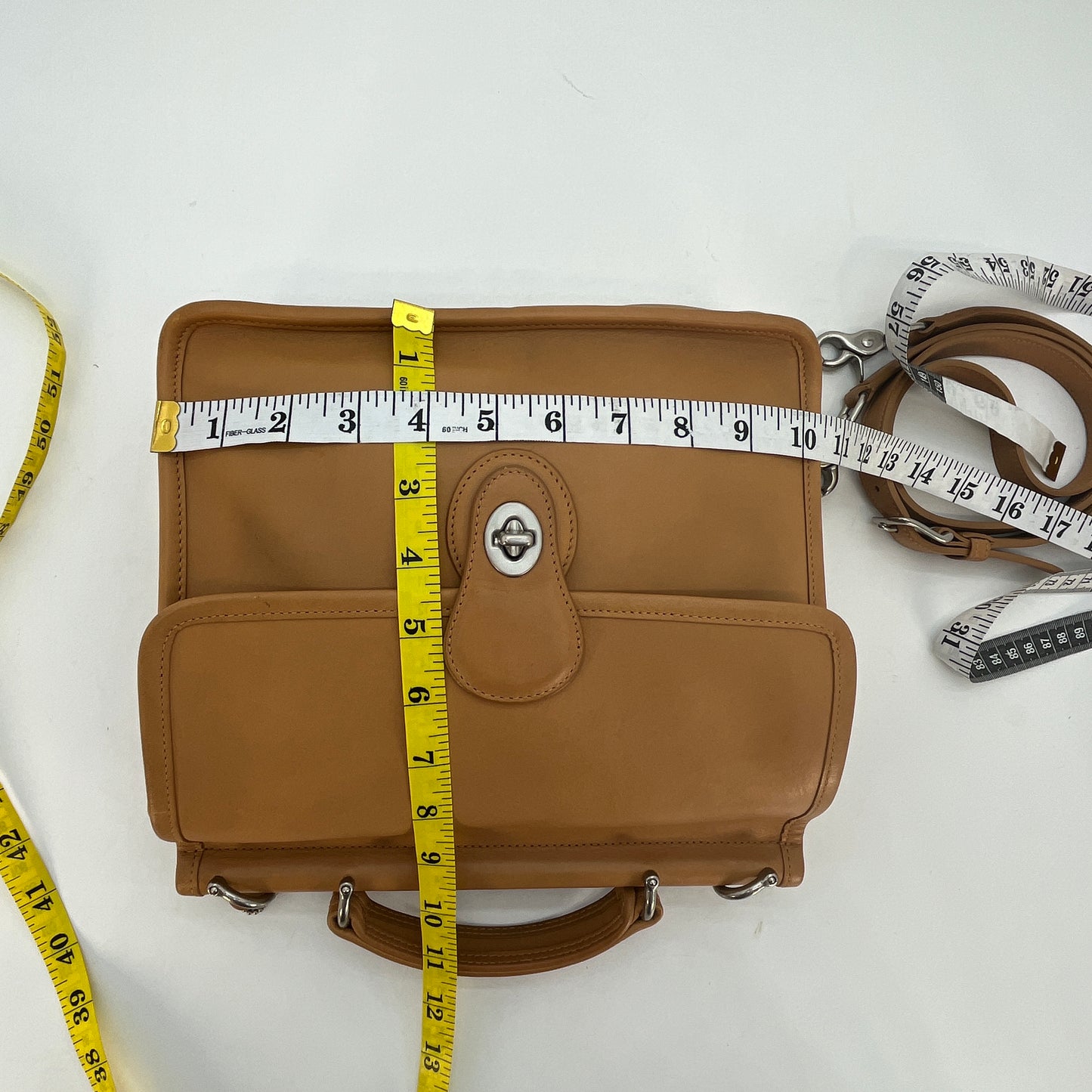 Vintage Coach Willis Bag 9927 Camel 2003