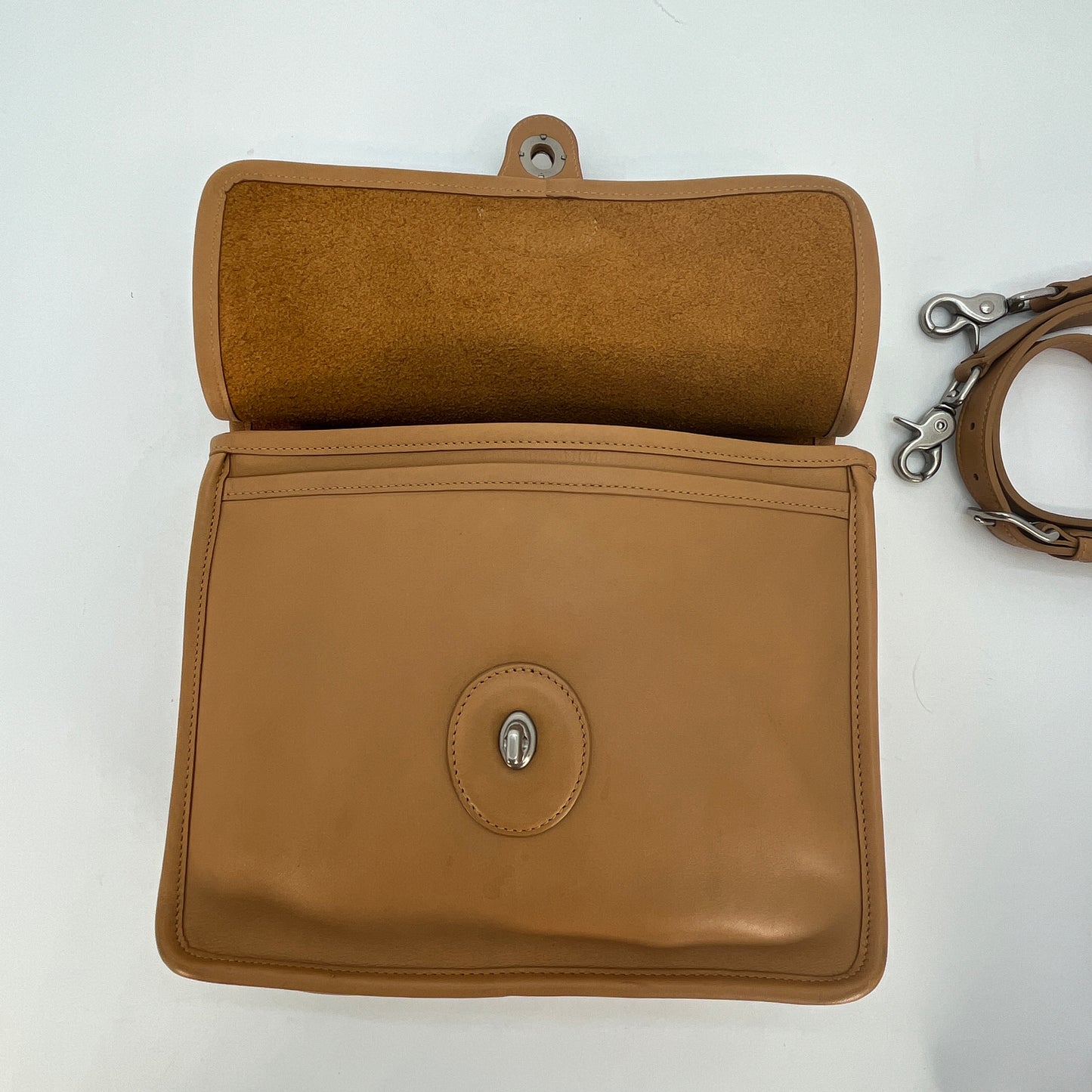 Vintage Coach Willis Bag 9927 Camel 2003
