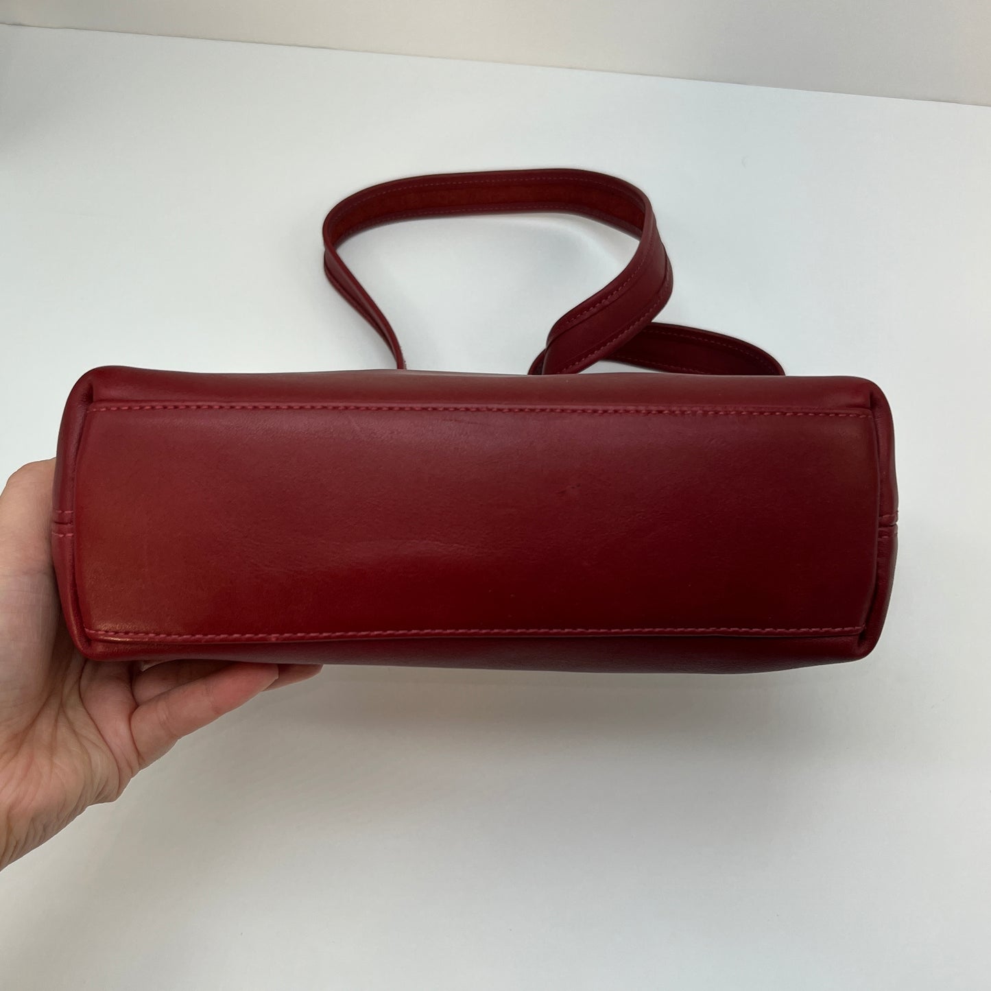 NEW Vintage Coach Legacy Small Pocket Zip 9136 Red 2004