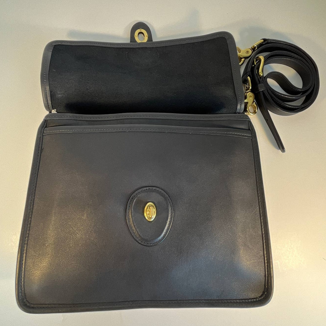 Vintage Coach Willis Bag 9927 Navy Blue 2005