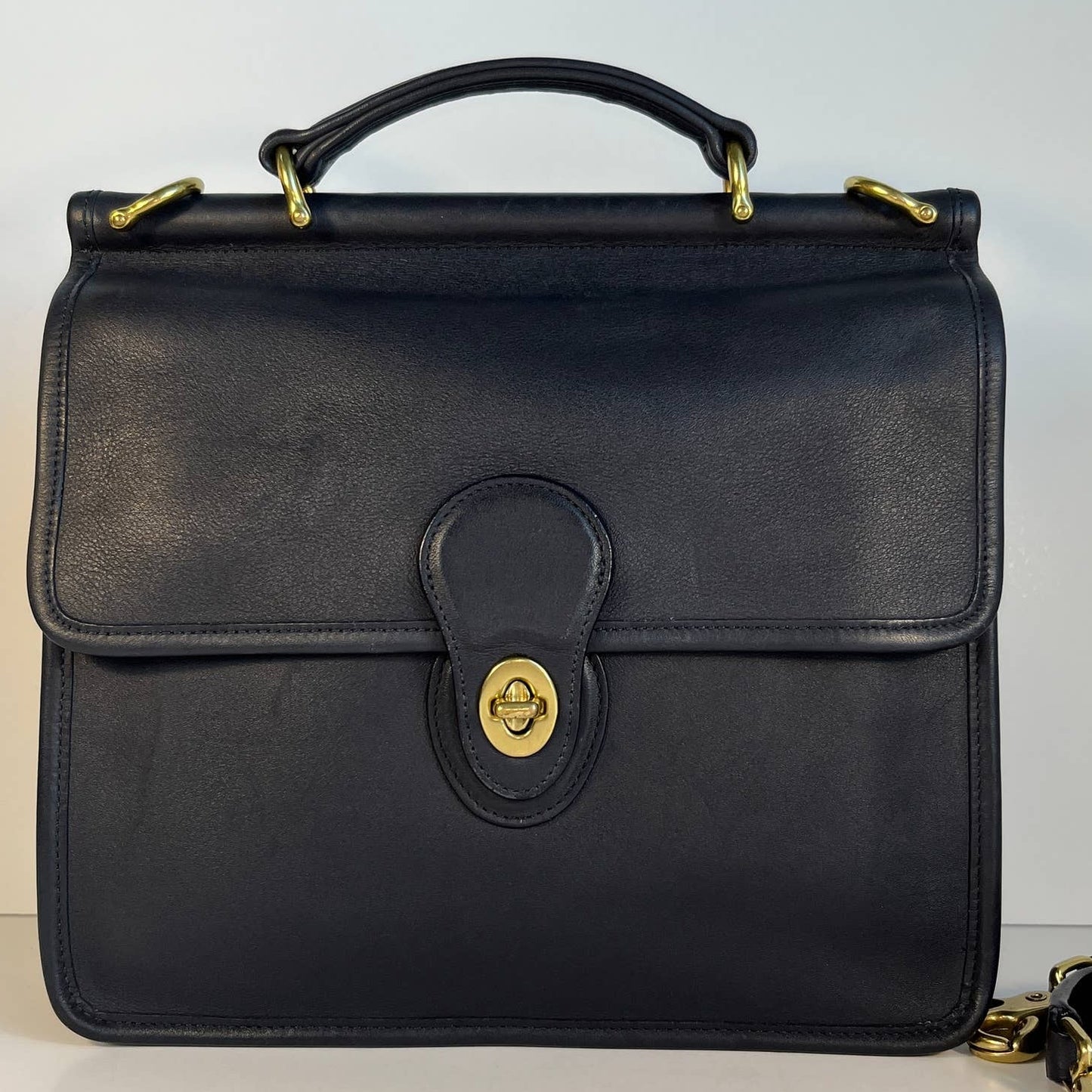 Vintage Coach Willis Bag 9927 Navy Blue 2005
