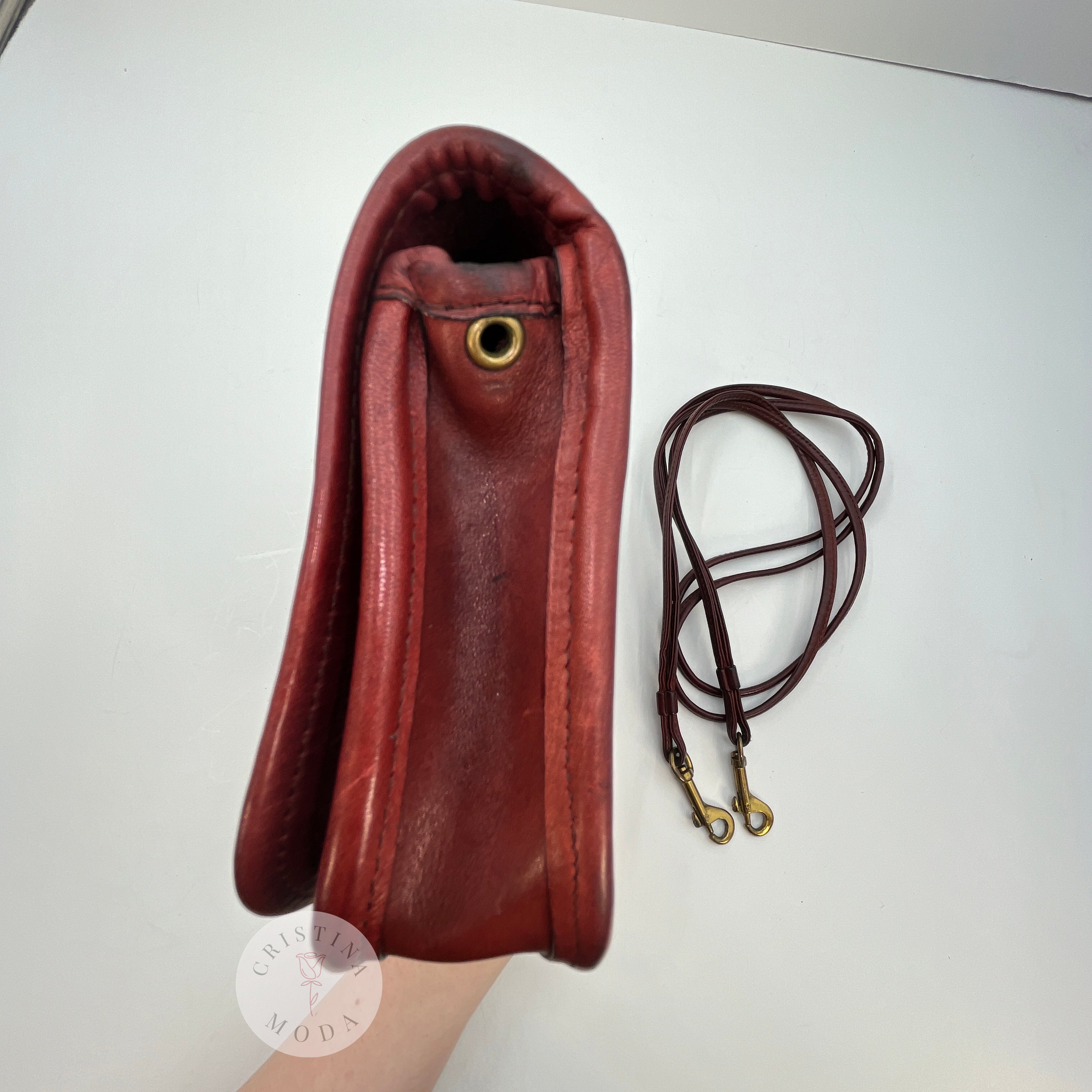 Coach Vintage Clutch hotsell in Burgundy Clutch Crossbody Shoulder bag