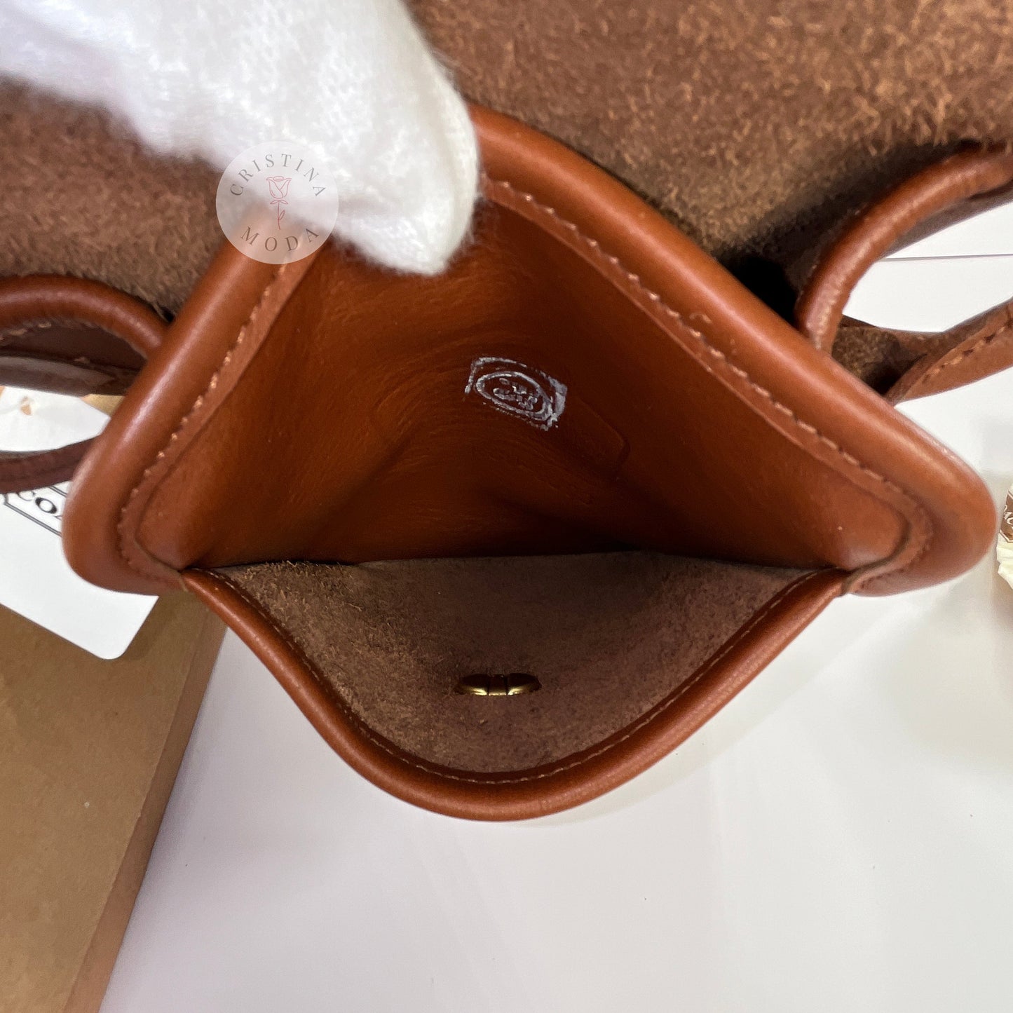 Vintage Coach Scooter Bag in British Tan, view of inside of pocket