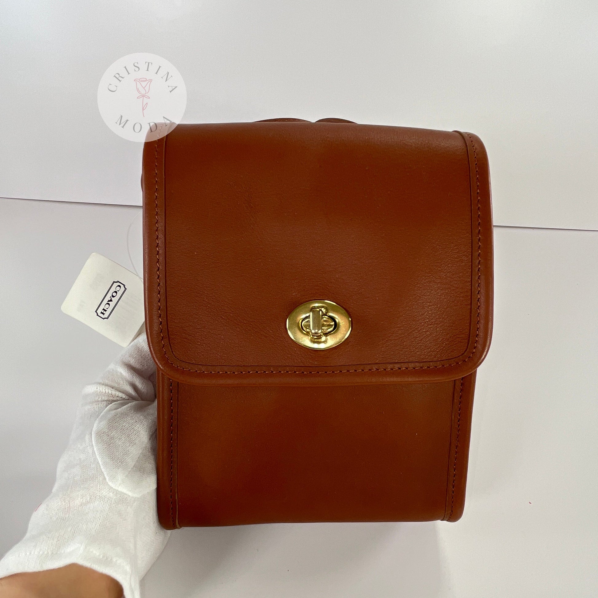 Vintage Coach Scooter Bag in British Tan, view of front of bag