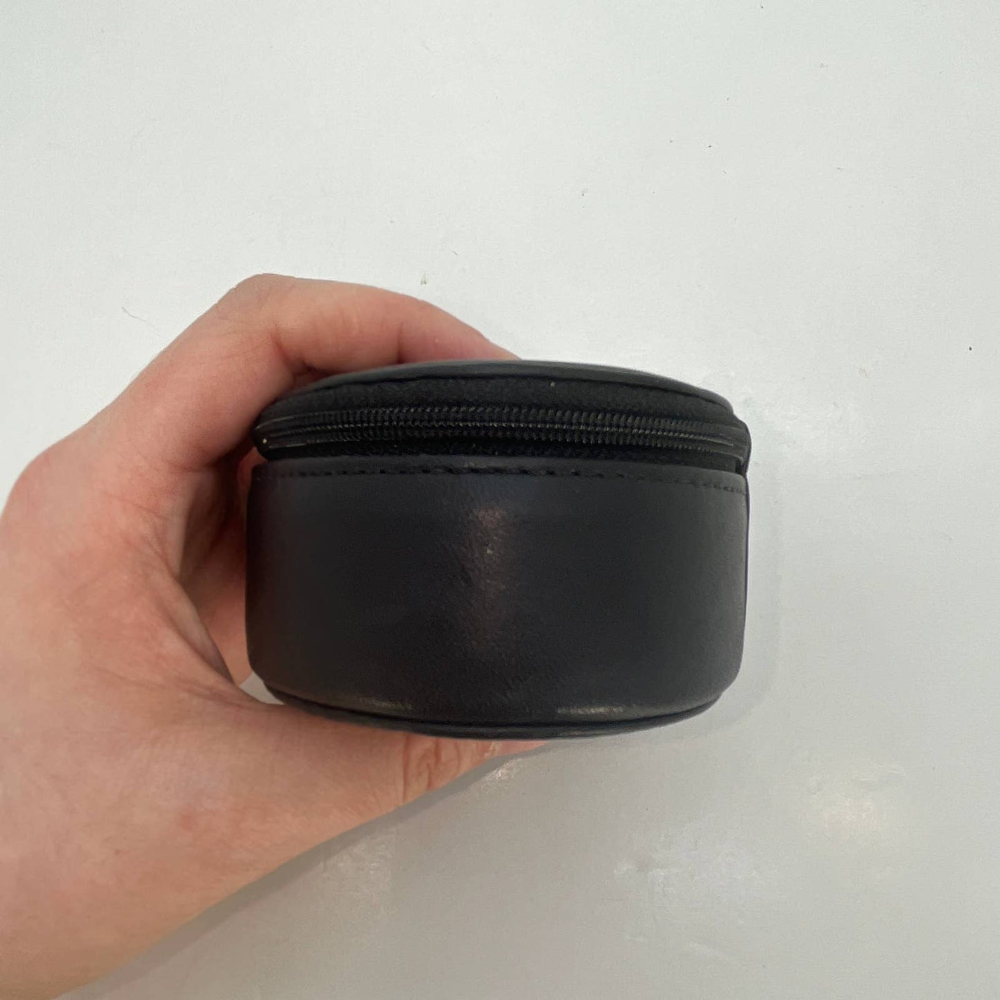 Vintage Coach Round Zip Jewelry Case Black Leather