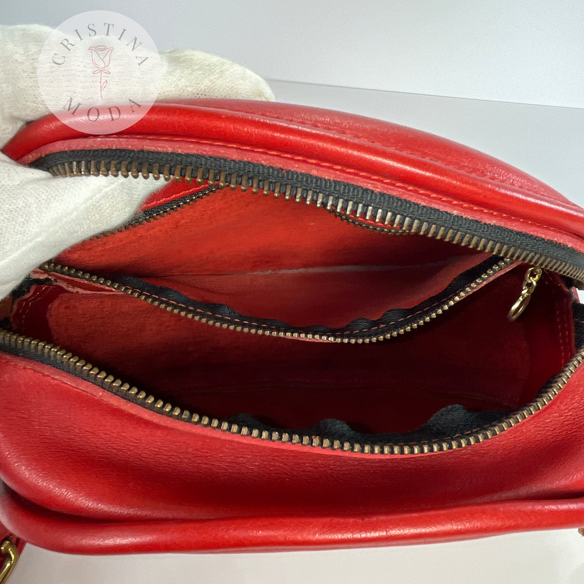 Vintage Coach Chester Bag 9901 USA Red