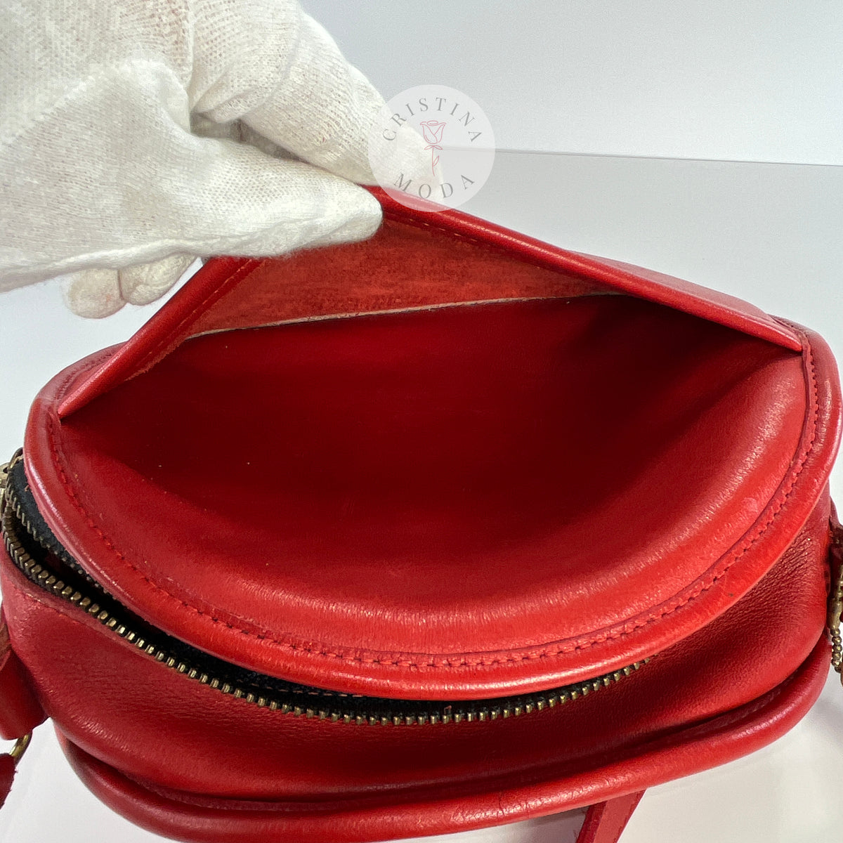 Vintage Coach Chester Bag 9901 USA Red