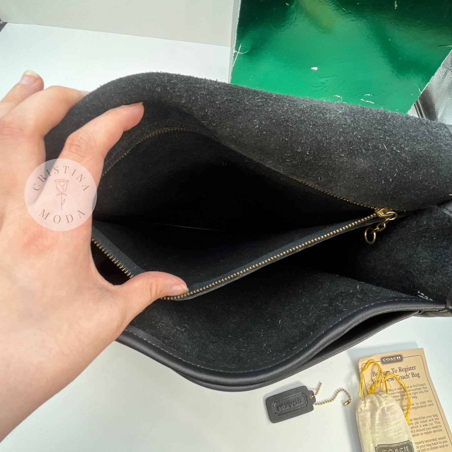Photo of the inside zip pocket