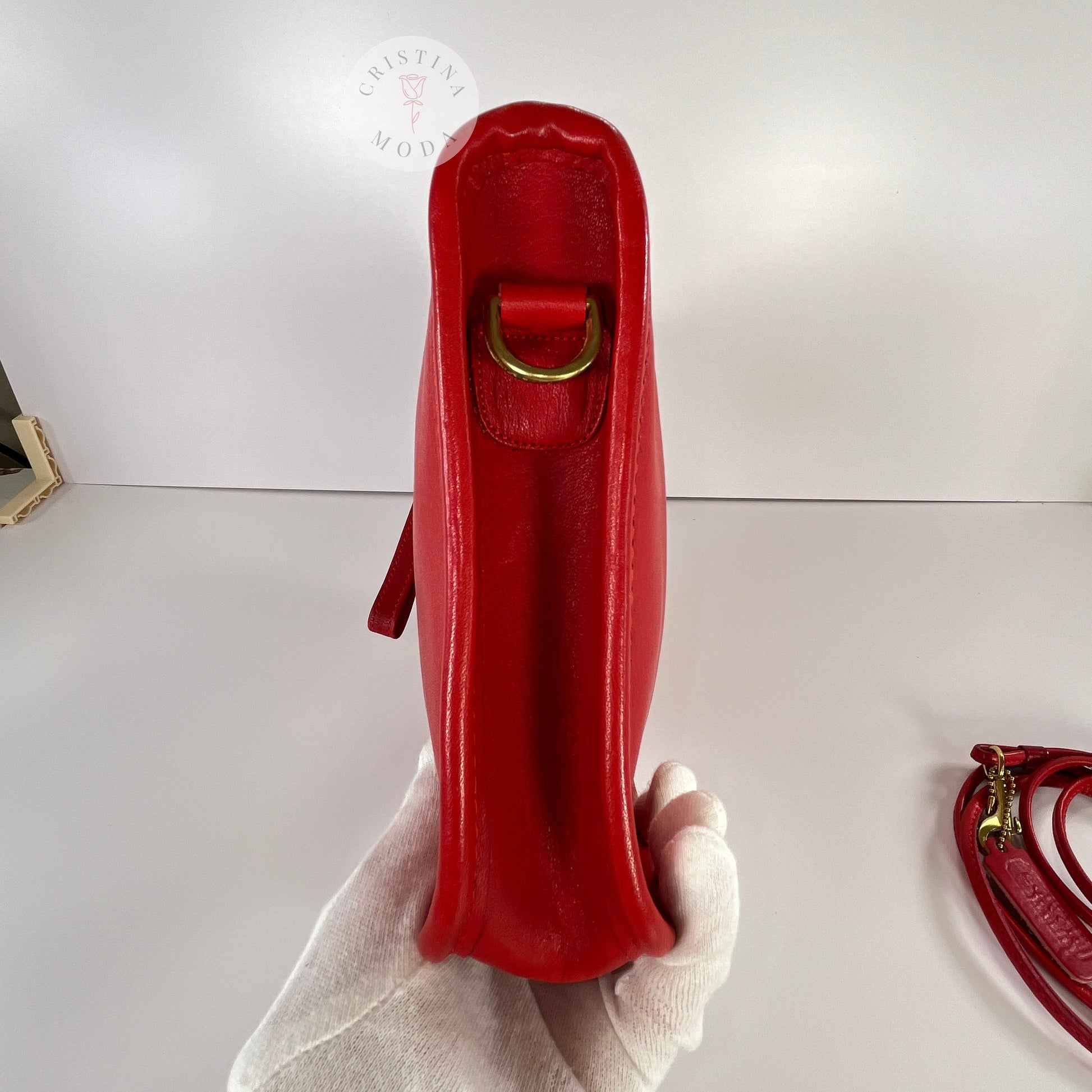 Vintage Coach Zippered Clutch in Red, view of side