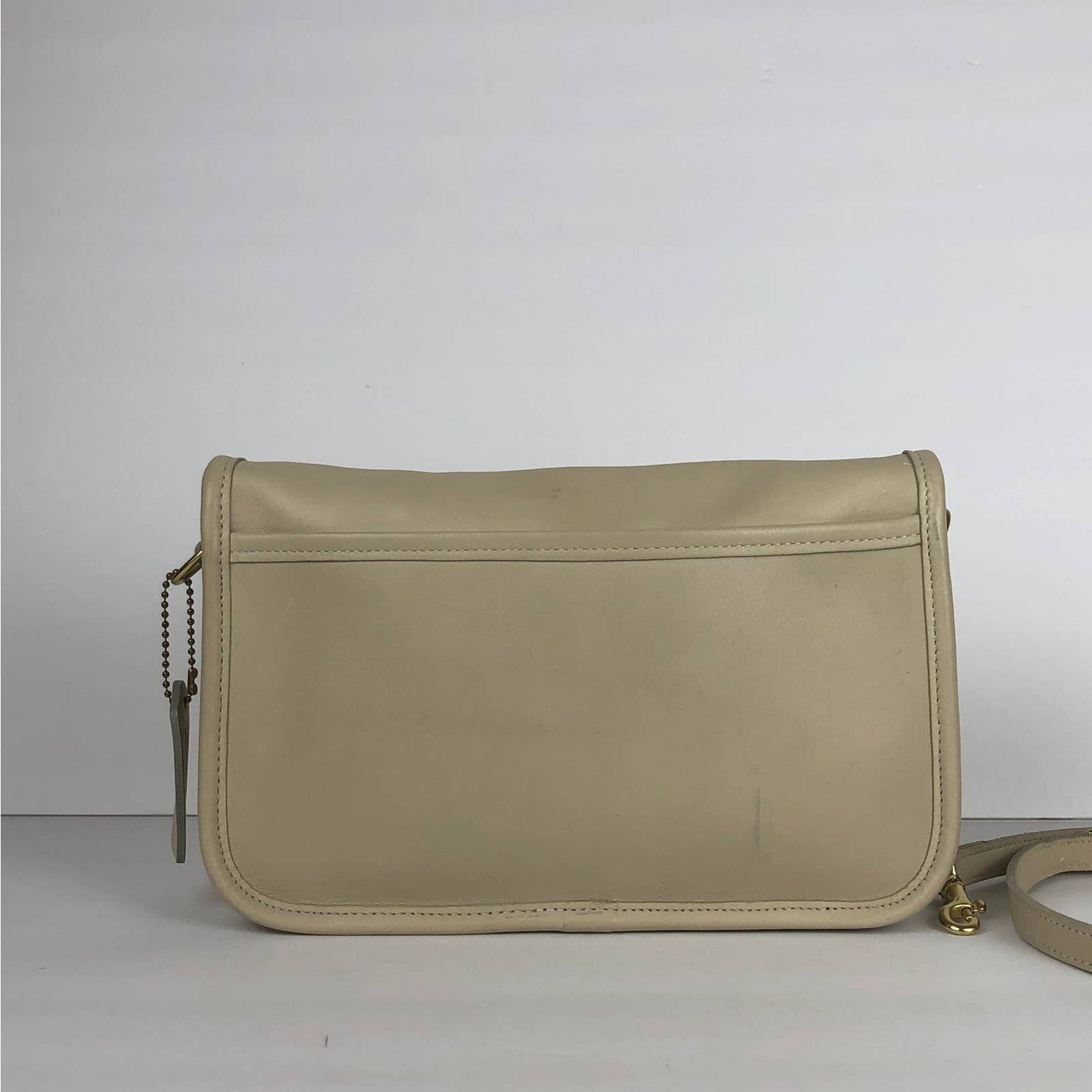 Vintage Coach 9755 Pocket Purse Bone Leather 2001 Costa Rica