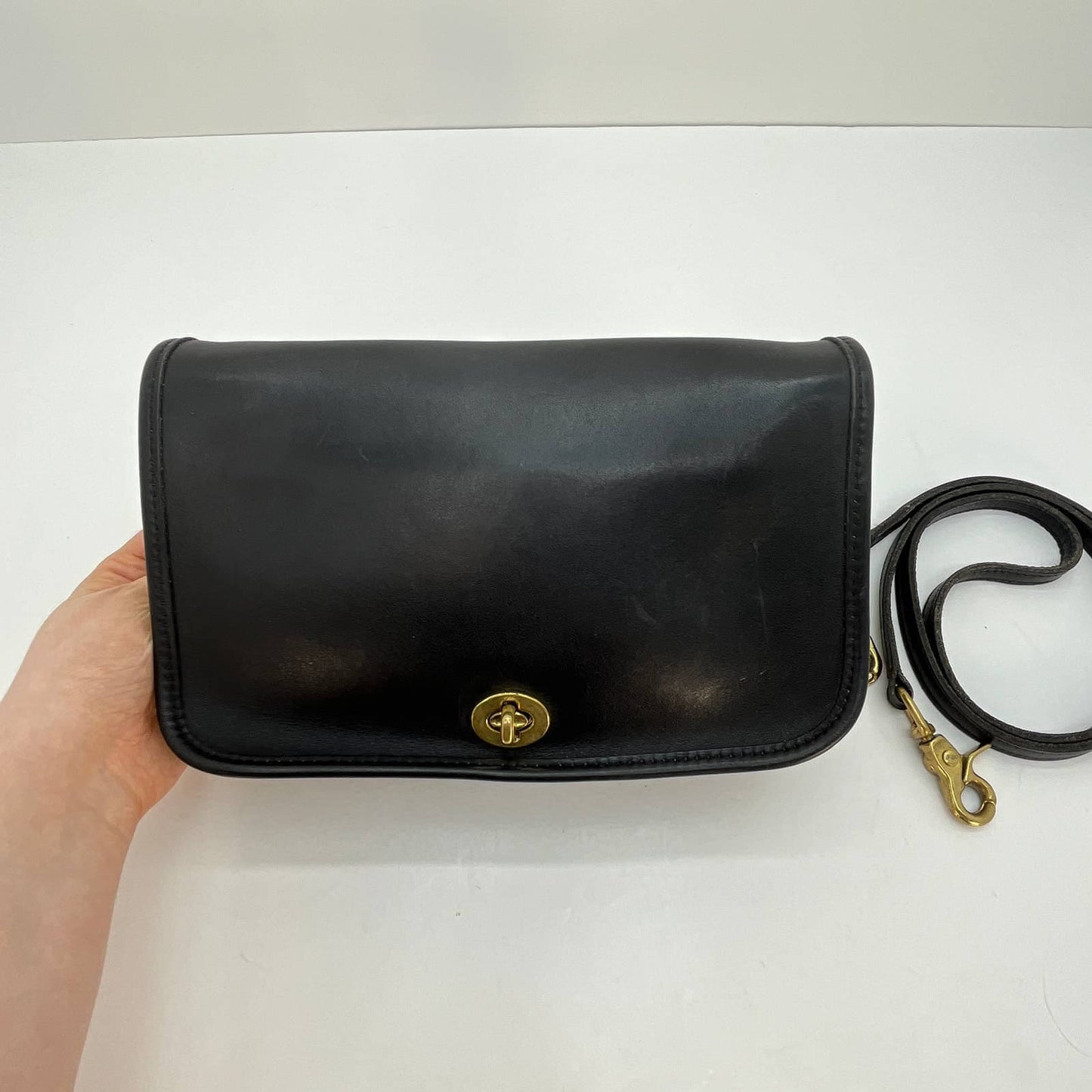 Vintage Coach Pocket Purse 9755 Black USA